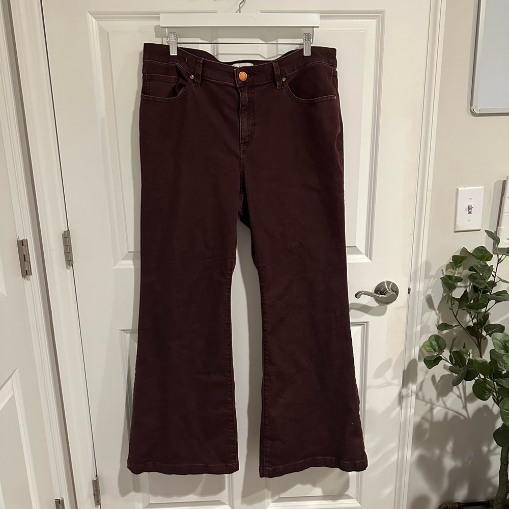 Lane Bryant Signature Fit Flare Jean (Size 18)